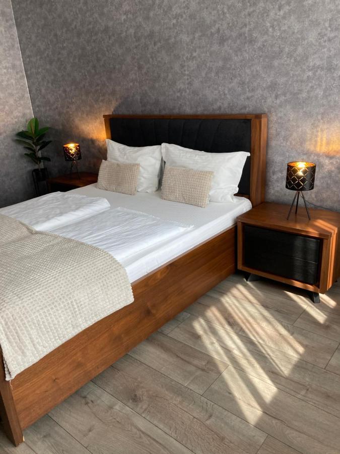 Livi Apartment 1 Σάτου Μάρε Εξωτερικό φωτογραφία