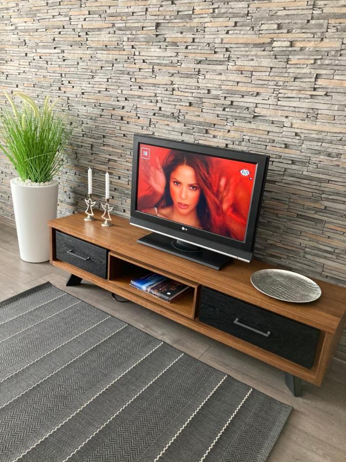 Livi Apartment 1 Σάτου Μάρε Εξωτερικό φωτογραφία