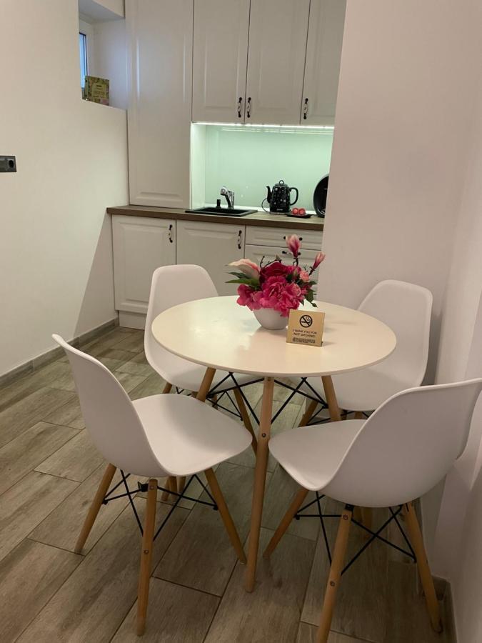 Livi Apartment 1 Σάτου Μάρε Εξωτερικό φωτογραφία